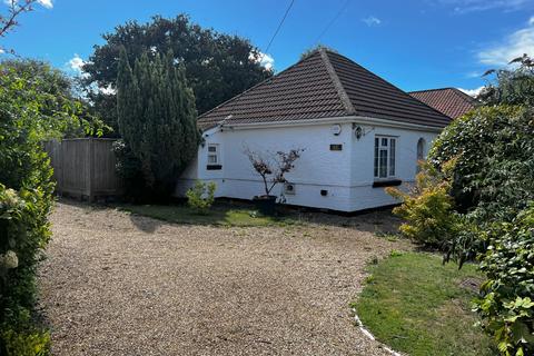 3 bedroom bungalow for sale, Larch Avenue, Holbury, Southampton, Hampshire, SO45