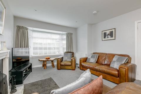 18 Comiston View, Edinburgh, EH10 6LP