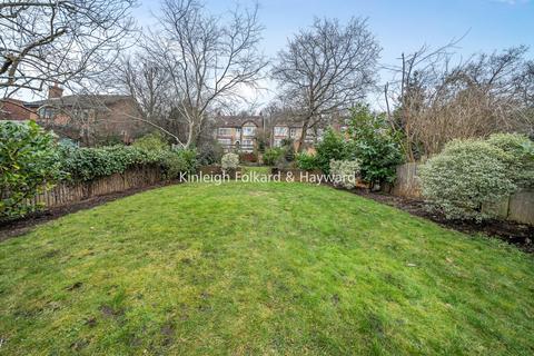 4 bedroom semi-detached house for sale, Farnaby Road, Bromley