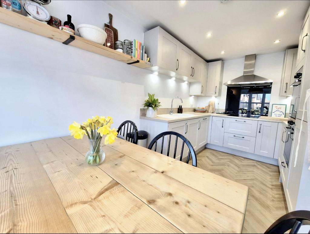 Dining Kitchen