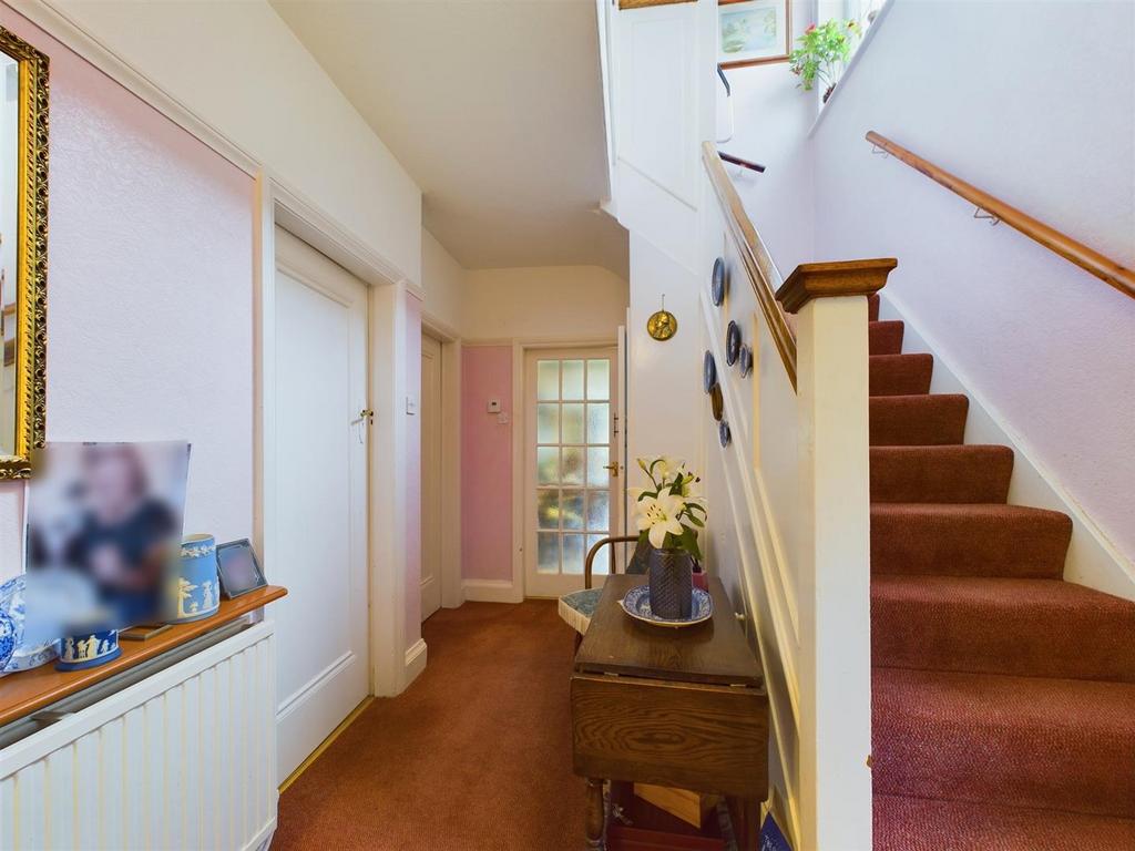 Spacious Hallway