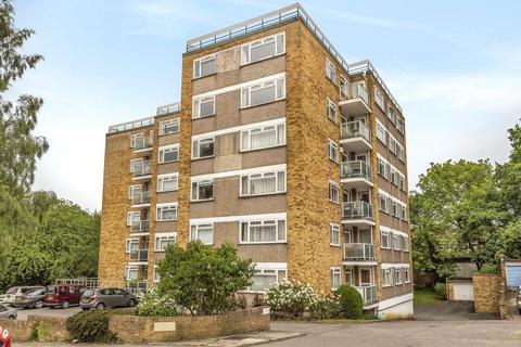 Wickliffe Avenue, Finchley, N3