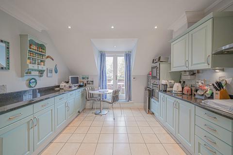 undefined, Avenue Road, Dorridge, B93