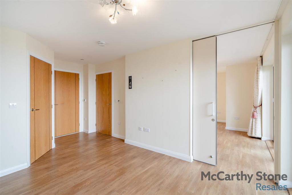 8635949-interior15.jpg