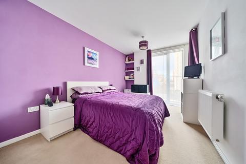 1 bedroom apartment for sale, Katie Court, 7 Edwin Street, London, E16