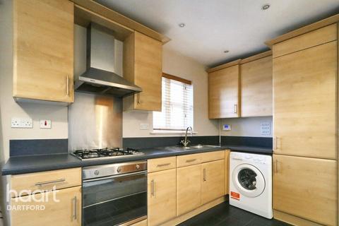 2 bedroom apartment for sale, Sandpiper Close, Greenhithe