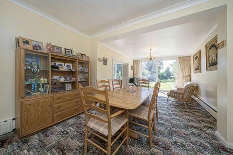 undefined, The Avenue, Sunbury-On-Thames TW16