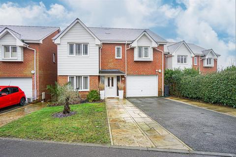 5 bedroom detached house for sale, Whistler Close, Hastings