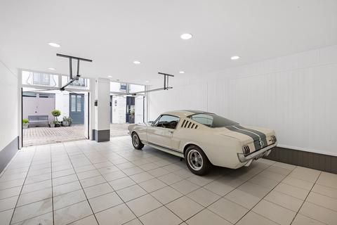 3 bedroom terraced house for sale, Lancaster Mews, Bayswater, London, W2