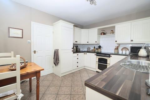 2 bedroom terraced house for sale, Droitwich Road, Hartlebury, Kidderminster, DY10