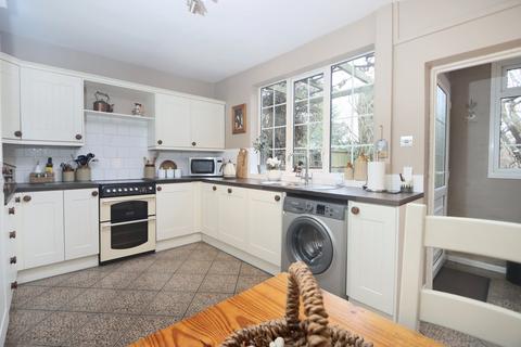 2 bedroom terraced house for sale, Droitwich Road, Hartlebury, Kidderminster, DY10