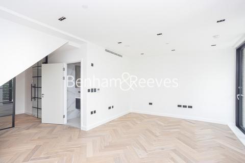 2 bedroom apartment to rent, Cluny Mews, Kensington SW5