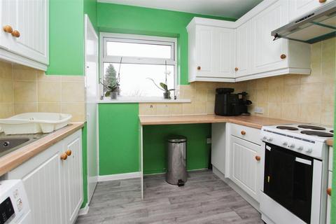 2 bedroom flat for sale, London Road, Sittingbourne