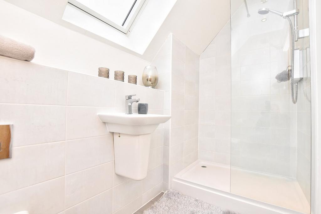 En Suite Shower Room