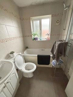 4 Ridge Close, London, SE28 0HW