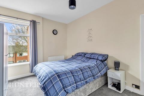 7 School Road, Oldham, OL8 4SL