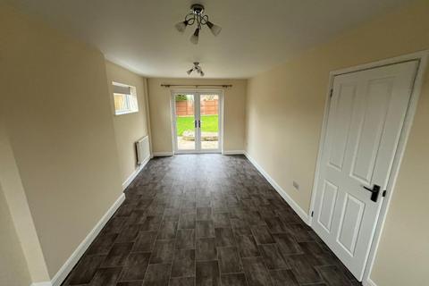 3 bedroom detached house to rent, Minster Road, Misterton, Doncaster