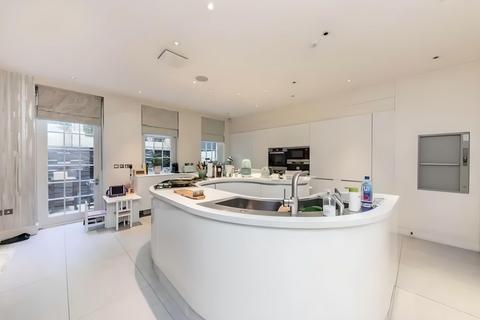 undefined, Mayfair, London W1K