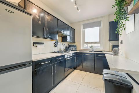 24 Burnside Crescent, Fauldhouse, Bathgate, EH47 9JB