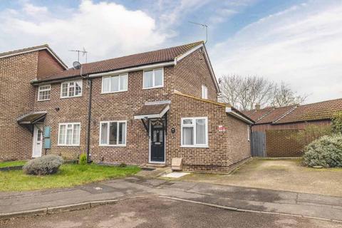 4 bedroom end of terrace house for sale, Corfe Gardens, Slough SL1