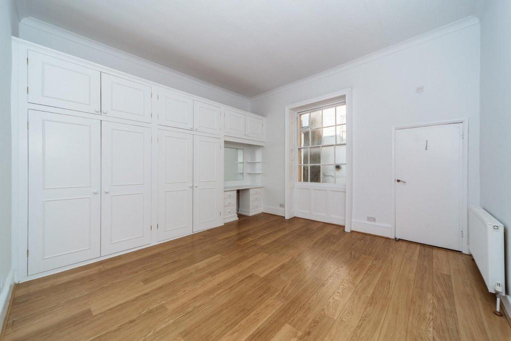 Bedroom.jpg