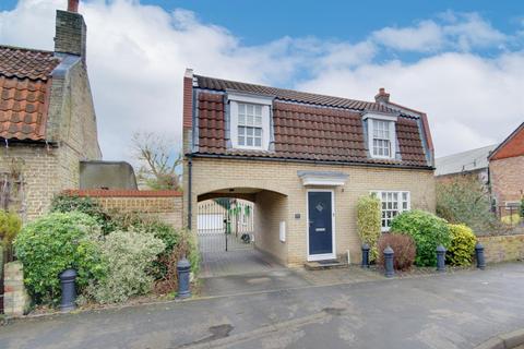 4 bedroom detached house for sale, High Street, Earith