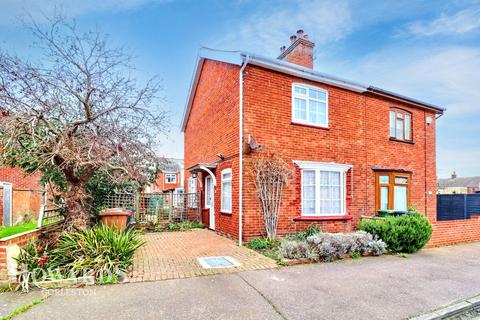 2 bedroom semi-detached house for sale, Keppel Road, Gorleston