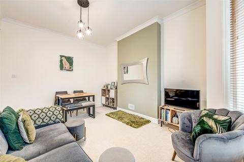 1 bedroom flat for sale, Christchurch Road, Worthing, West Sussex, BN11
