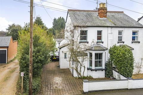 67 Updown Hill, Windlesham, GU20 6DS