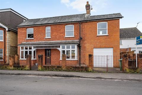 3 bedroom detached house for sale, Conquest Road, Addlestone KT15