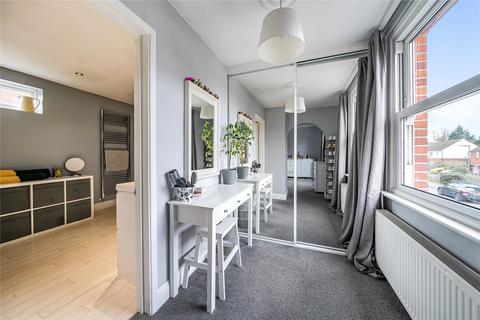 38 Conquest Road, Addlestone, KT15 1SN
