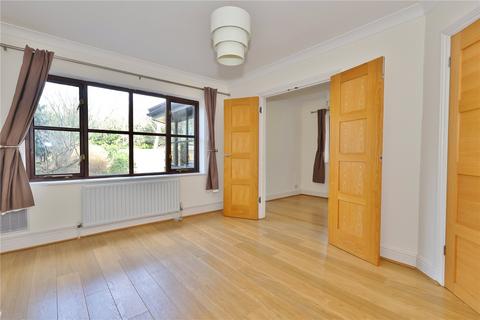 3 bedroom semi-detached house to rent, Hoebrook Close, Woking, Surrey, GU22