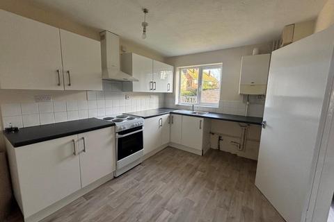 3 bedroom terraced house to rent, Mount Rise, Halstead CO9