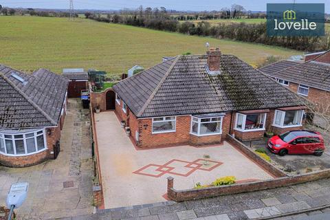 2 bedroom semi-detached bungalow for sale, Southern Walk, Grimsby DN33