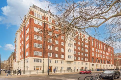 Studio for sale, Tavistock Court, Tavistock Square, London