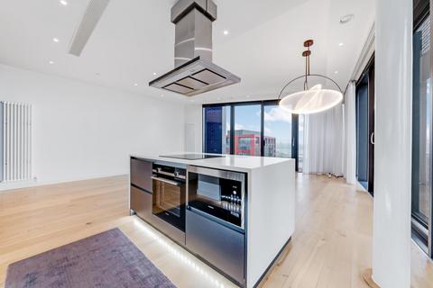 3 bedroom penthouse for sale, Bridgewater House, London, E14