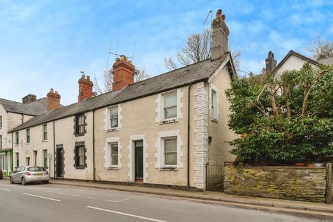 3 bedroom end of terrace house for sale, Edeyrnion Terrace, Corwen LL21