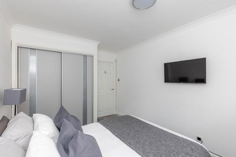 16/3 Craigend Park, Edinburgh, EH16 5XX