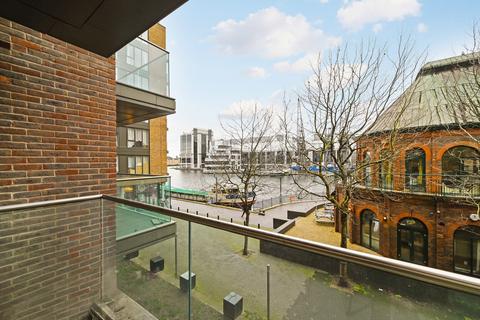 2 bedroom flat for sale, Waterford Court, London E14
