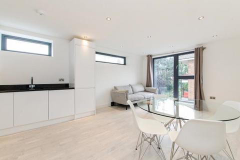 2 bedroom flat for sale, Hodgson Apartments, Wandsworth Road, London, SW8