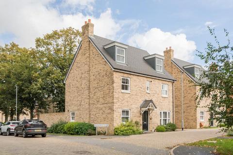 5 bedroom detached house for sale, Ainsworth Close, Whetstone