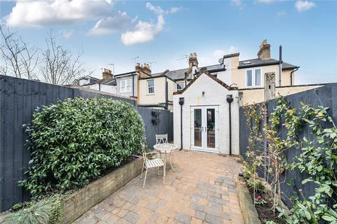 2 Wolsey Grove, Esher, KT10 8NU