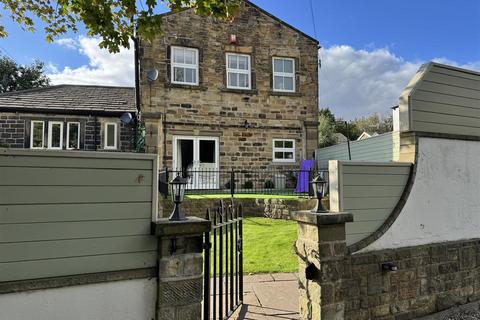 90 Upper Lane, Gomersal, Cleckheaton, BD19 4JF