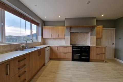 4 bedroom farm house to rent, Pennwood Lane, Wolverhampton WV4