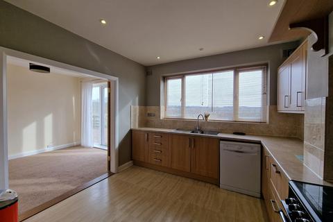 4 bedroom farm house to rent, Pennwood Lane, Wolverhampton WV4