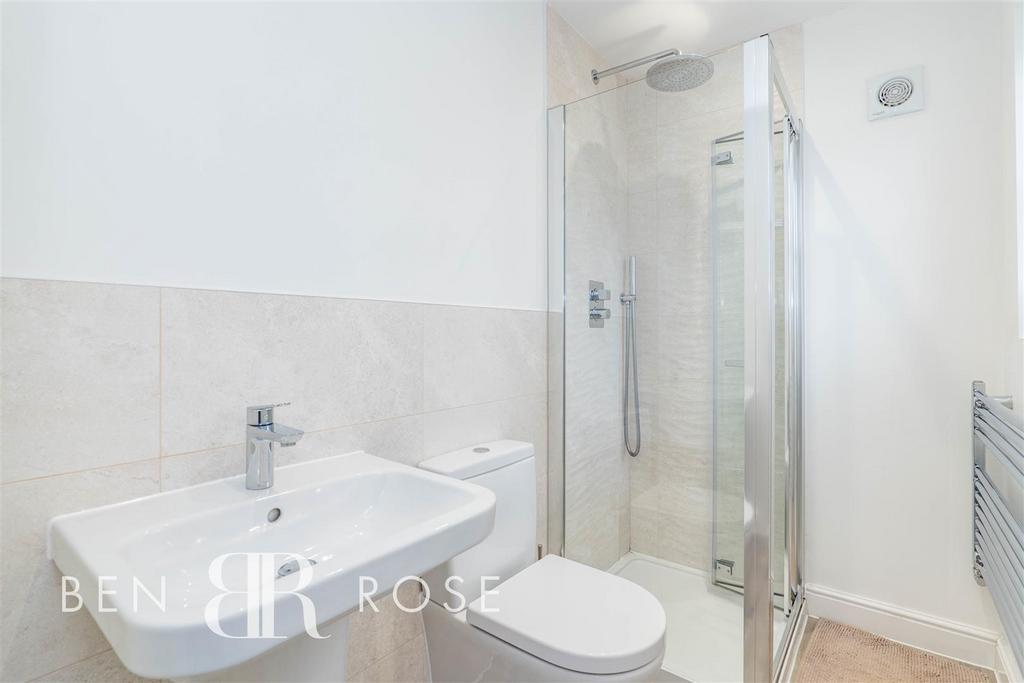 Master Ensuite