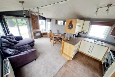 2 bedroom static caravan for sale, Dovercourt Holiday Park