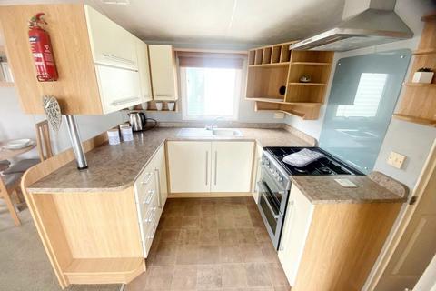 2 bedroom static caravan for sale, Dovercourt Holiday Park