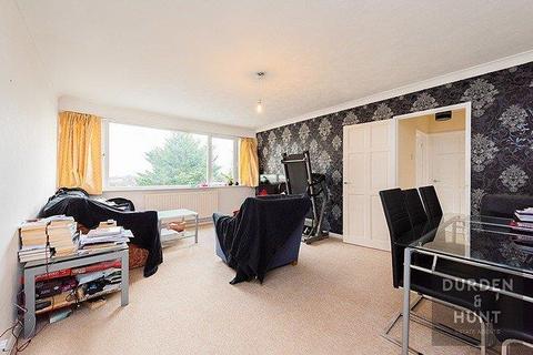 2 bedroom apartment for sale, The Ridings, Chigwell, IG7