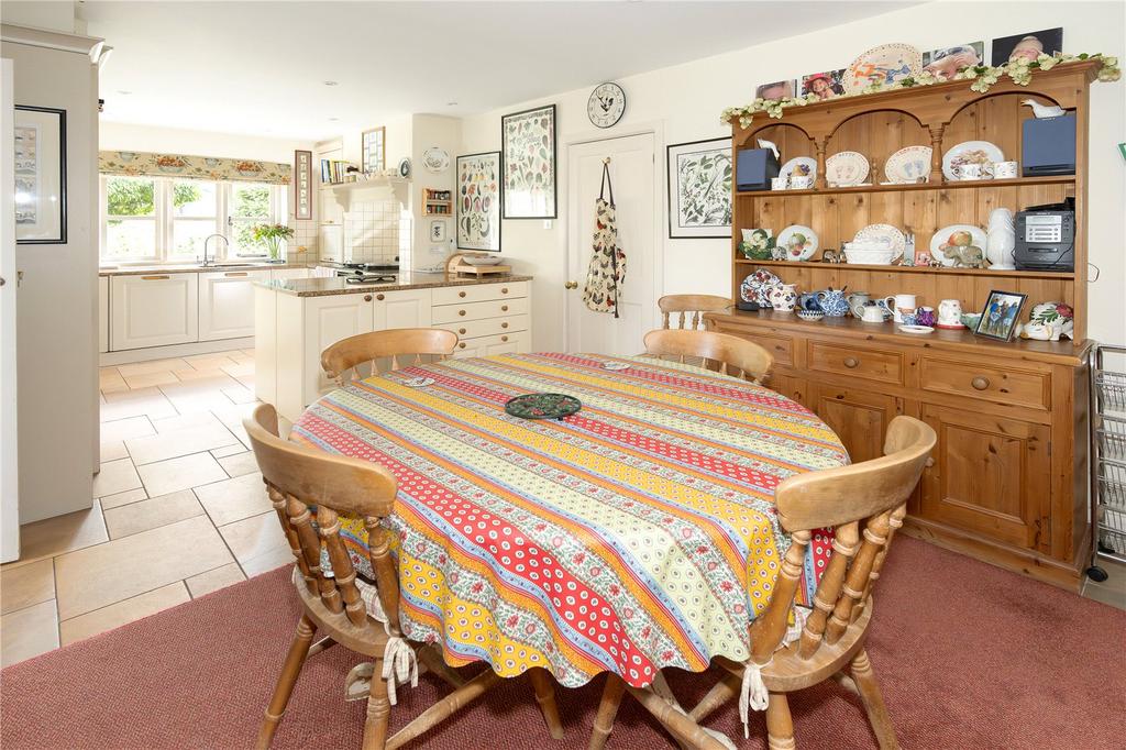 Breakfast Room